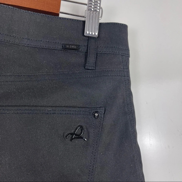 NEW DL1961 Casey Dolphin Shorts Black Size 26 - Picture 4 of 10